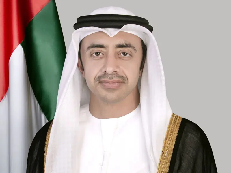 وزير الخارجية الإماراتي يبحث مع نظيريه البريطاني والروسي التطورات الإقليمية والدولية