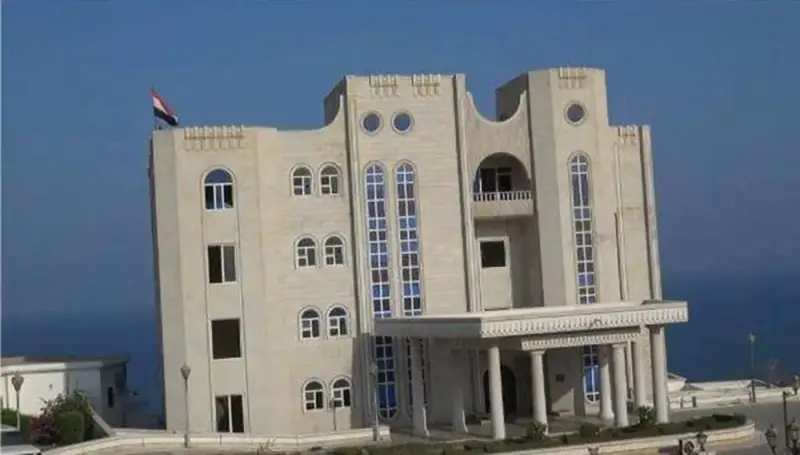 هجوم حوثي على القصر الرئاسي في عدن