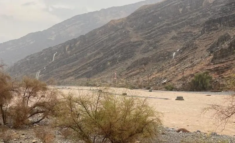 طقس اليوم.. فرص لأمطار رعدية على جبال الحجر وصحاري الظاهرة