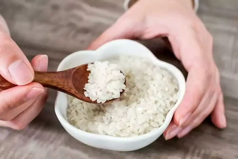 ألف جنيه زيادة في أسبوع.. لماذا لا يهدأ سوق الأرز مع الحصاد الجديد؟