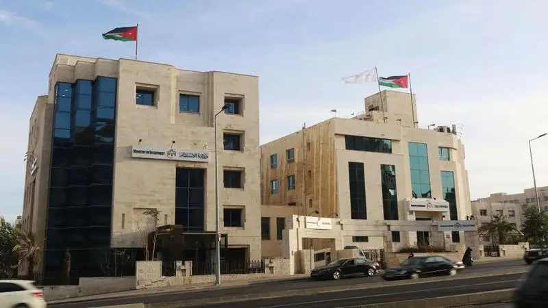 وزارة الاستثمار تطرح دعوة التأهيل الأولي لمشروع الموجب لتخزين الطاقة الكهربائية