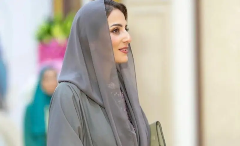 "شريكة مجد لا ينضب".. السيدة الجليلة تهنئ بمناسبة يوم المرأة العُمانية