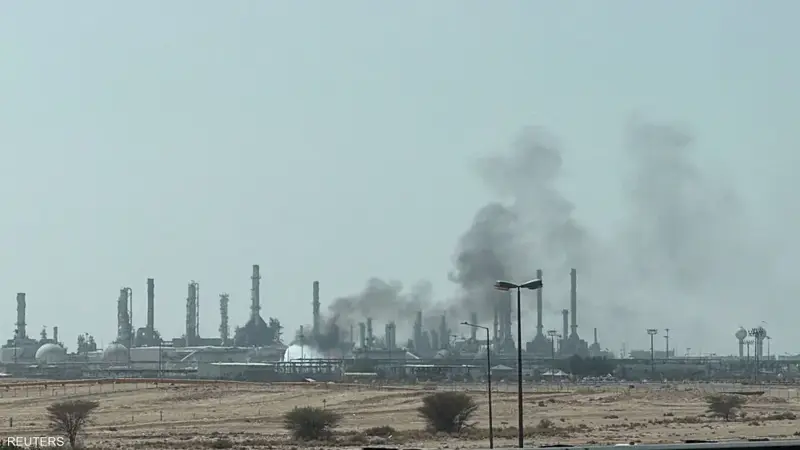 أرامكو السعودية.. أضرار جسيمة بالمقر والرياض تكشف تفاصيل الهجوم