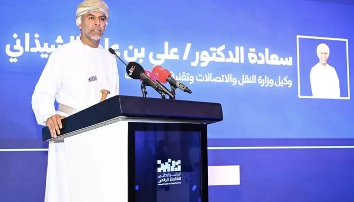 3 آلاف وظيفة سنويًا و300 مليون ريال استثمارات.. عُمان تطلق المرحلة الثانية للاقتصاد الرقمي