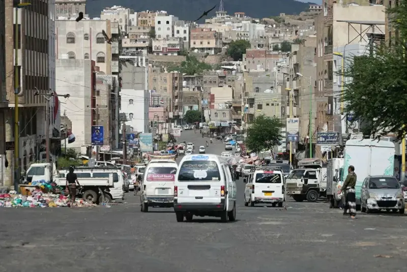 الاتحاد الأوروبي يطالب بفك حصار تعز.. ويحذر الحوثيين.