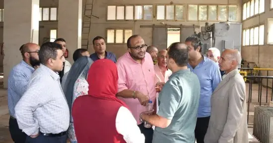 رئيس مياه الجيزة يتابع سير العمل بمحطة الصرف الصحى الرئيسية بالهرم