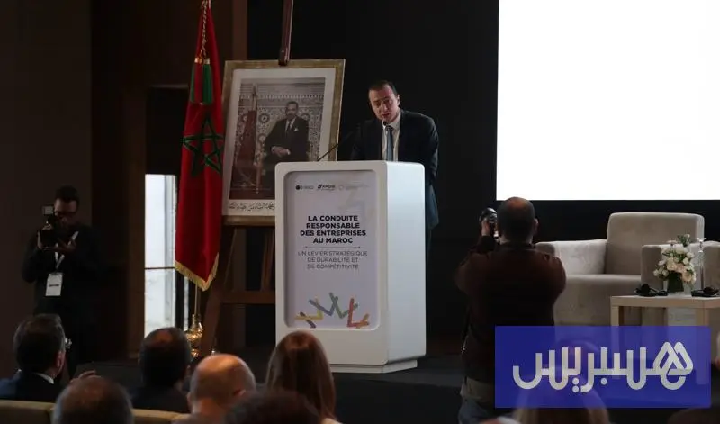 صديقي يربط جاذبية الاستثمار بالمغرب بالشفافية والامتثال للمعايير الدولية