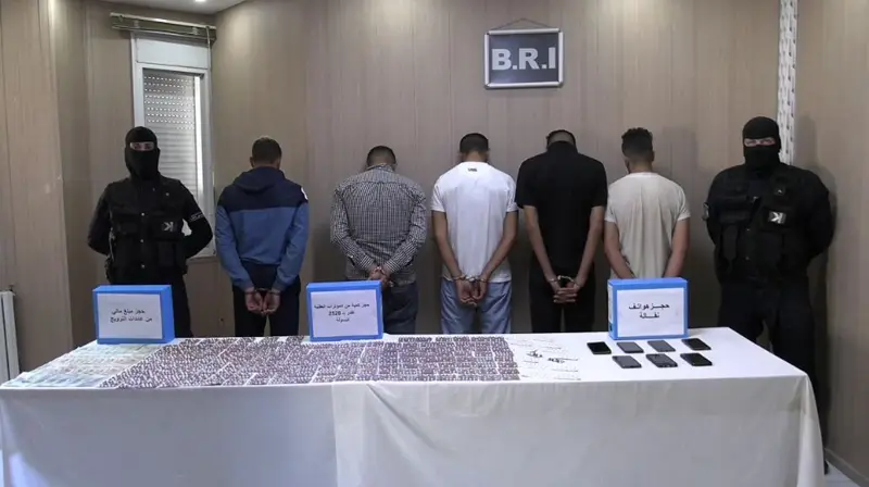 بينهم قاصر.. أمن عنابة يطيح بشبكتين إجراميتين ويحجز كمية من المؤثرات العقلية