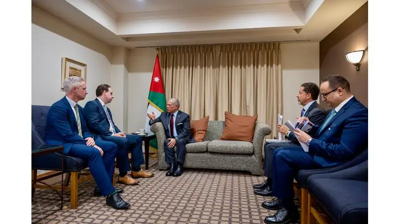 الملك يجتمع في أستراليا بممثلي جمعية شركات التعدين والاستكشاف