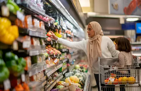 عروض الواجهات التجارية تقضي على عادة “المونة”