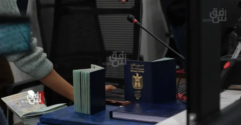 شفق نيوز..تداعيات "الدولار الاميركي" تصل إلى الجواز العراقي.. 101 ألف دينار رسماً جديداً