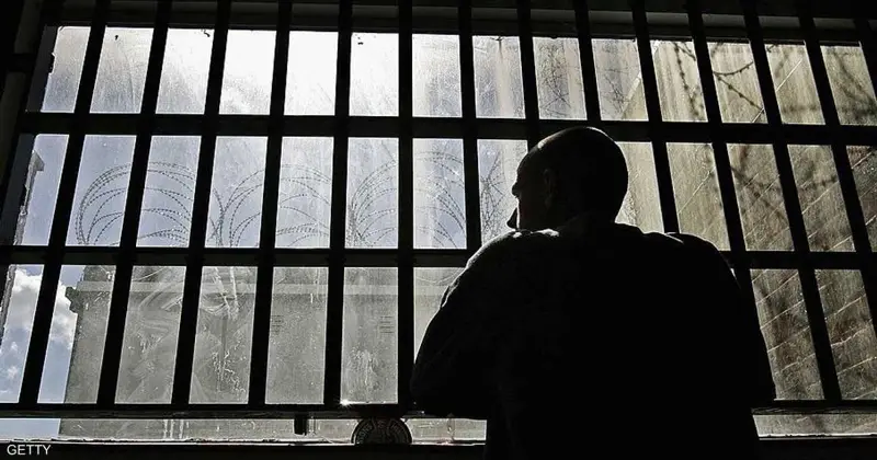 وسط مخاوف أمنية.. بريطانيا تفرج مبكرا عن 650 سجينا