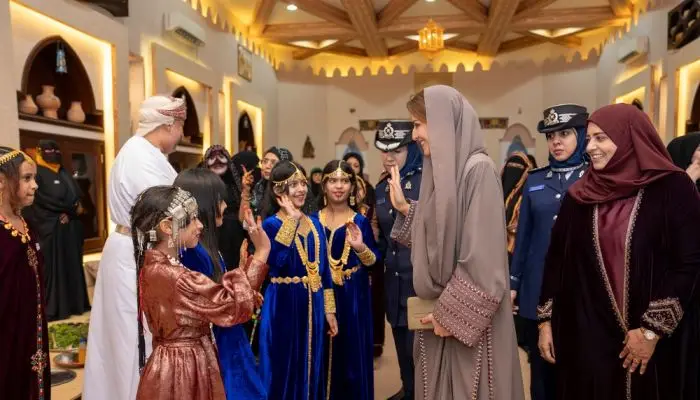 السّيدةُ الجليلةُ توجّه كلمةً بمناسبة يوم المرأة العُمانية