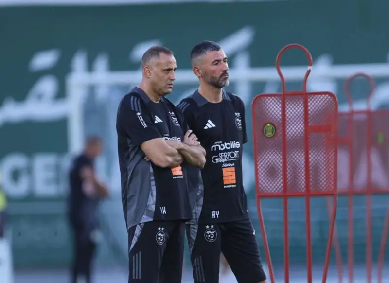 تغيير مناصب اللاعبين حلّ بديل للمدرب حمداني
