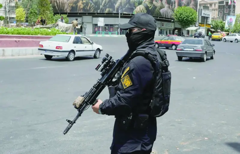 مقتل قيادية وشرطي في الباسيج بهجومين مسلحين جنوب شرقي إيران