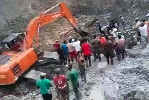 ارتفاع ضحايا انهيار منجم ذهب في كولومبيا إلى 14 قتيلاً و7 مصابين