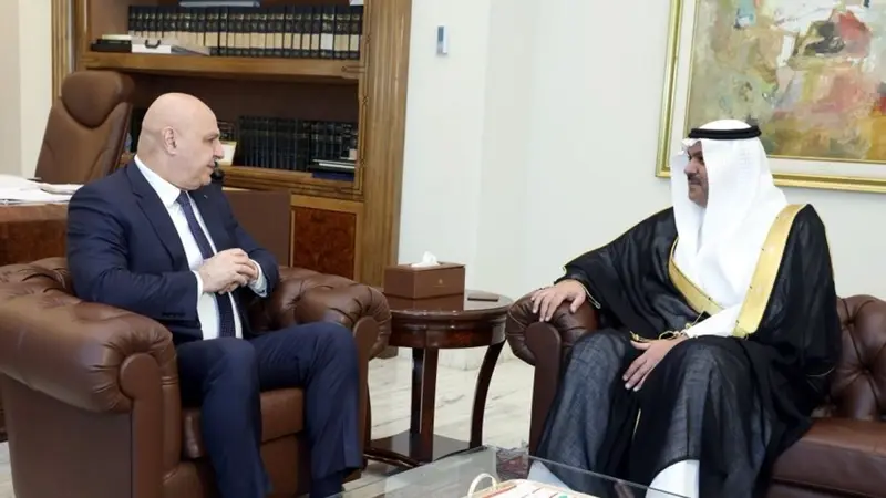 الرئيس اللبناني يشكر المملكة على دعم بلاده ويؤكد تطلعه لعودة السياح والطيران السعودي