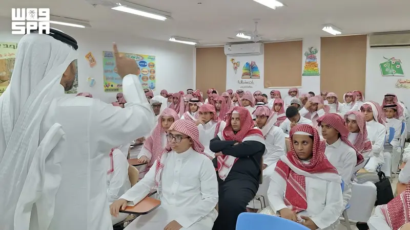 أول إجازة مدرسية إضافية للطلاب والطالبات.. الأحد