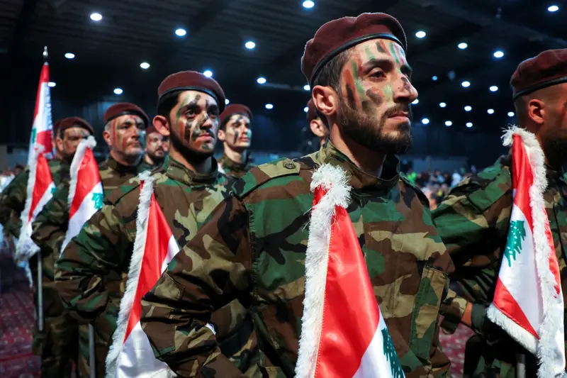 "حزب الله" والحرب.. فضل الله يؤكد الاستعداد لها