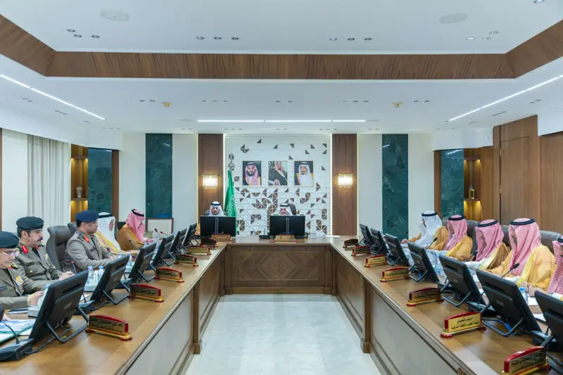 أمير الشرقية يترأس اجتماع «السلامة المرورية» ويطلع على مستجدات أعمالها لتعزيز السلامة