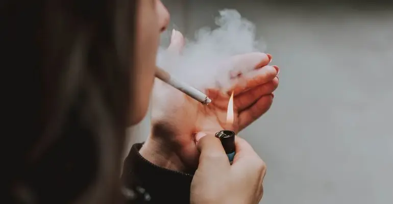 شفق نيوز..دراسة: السجائر تؤثر على أعضاء الإنجاب لدى النساء والرجال