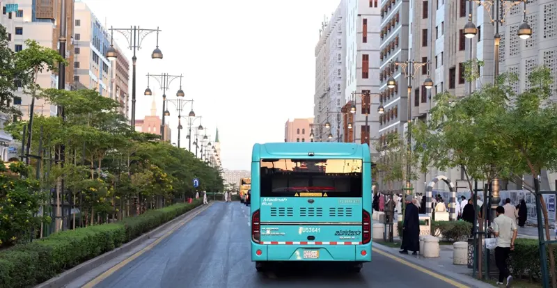 'حافلات المدينة' تحدث مواعيد رحلاتها لتقليل فترات الانتظار