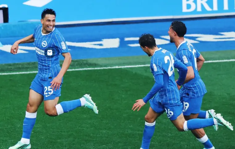 بالفيديو.. الباراغواياني دييغو غوميز يسجل هدف الموسم في الدوري الإنجليزي