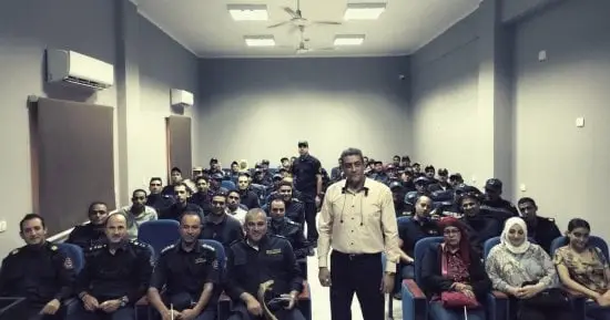 تعاون نقابة العاملين بالصيد البري والحماية المدنية للتعامل الآمن مع الثعابين والحيوانات البرية
