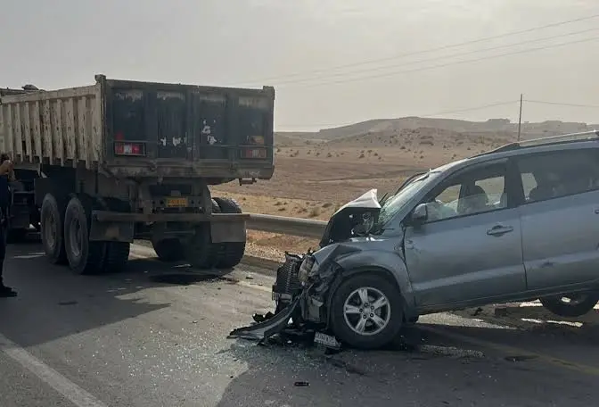الجلفة.. إصابة 3 أشخاص في اصطدام شاحنة بسيارة