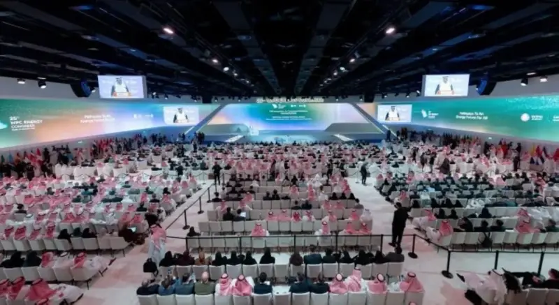 الرياض تعزز موقعها في مشهد الطاقة العالمي وبناء الشراكات | صحيفة الاقتصادية