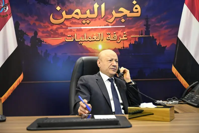 الحوثي يستهدف معسكراً أمنياً في شبوة بـ3 صواريخ باليستية