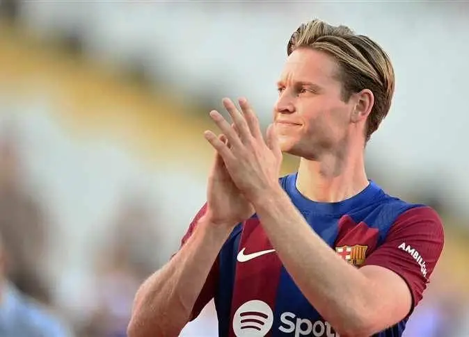 صدمة لنجم برشلونة بسبب ثنائي البريميرليج
