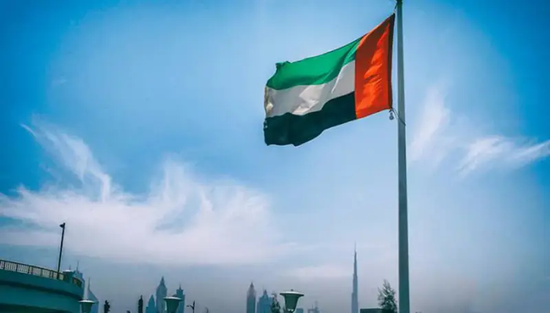 الإمارات تُدين هجوم الحوثيين على مطار الملك فهد الدولي