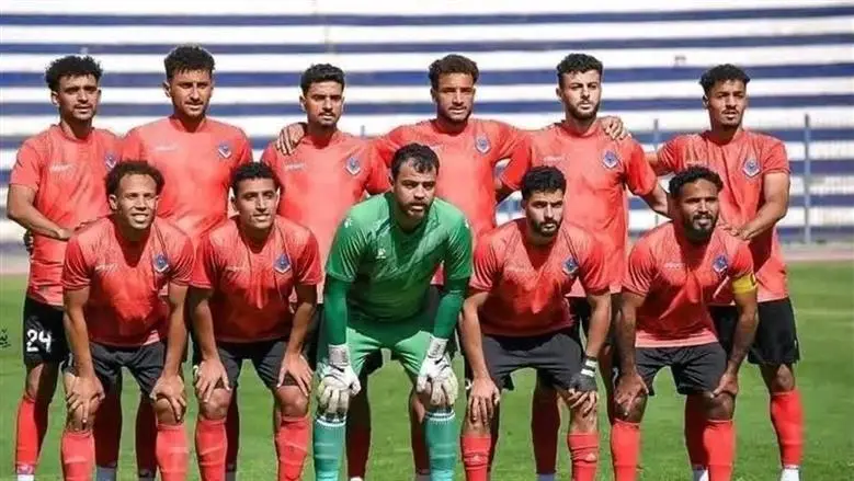 تقنية «الفار» تنقذ لاعب بترول أسيوط من الطرد أمام الزمالك