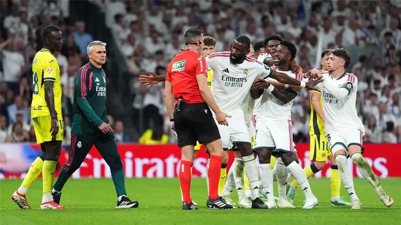ضربة موجعة لريال مدريد.. إيقاف مضاعف للمشاغب فينيسيوس وغيابه رسمياً عن «الكلاسيكو»
