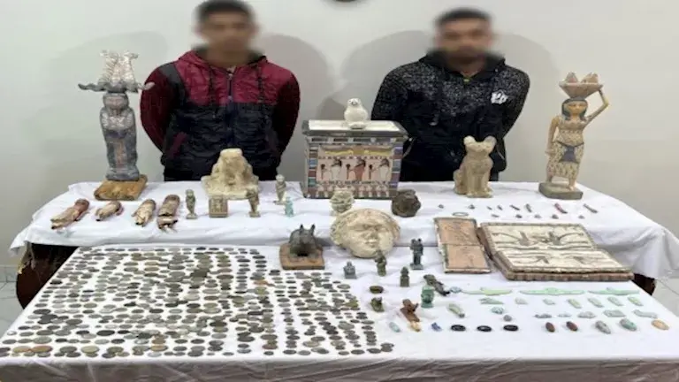سقوط تاجري آثار في المنيا بحوزتهما 521 قطعة من قلب التاريخ