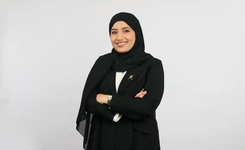 من هي الدكتورة سارة العريمي الفائزة بجائزة "لوريال-اليونسكو" للمواهب الشابة؟