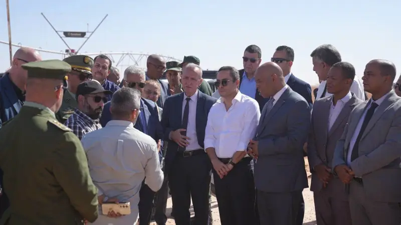 تيميمون.. خالدي يتفقد مشروعًا جزائريًا إيطاليًا لإنتاج الحبوب والبقوليات