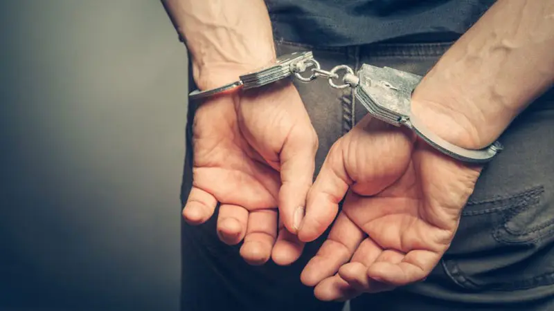 مداهمات أمنية بالمنزه والجبل الأحمر: الاطاحة بمروجي كخدرات
