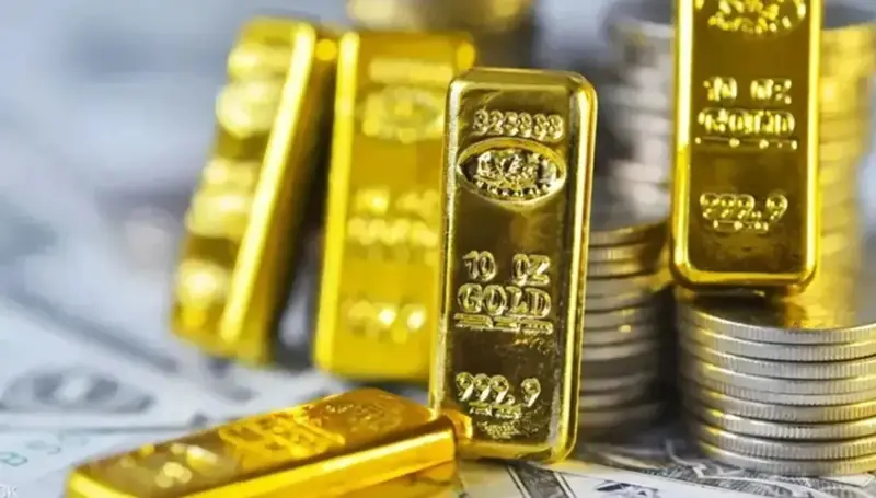 الذهب يلمع بفضل تراجع الدولار لكنه يتجه لخسارة أسبوعية