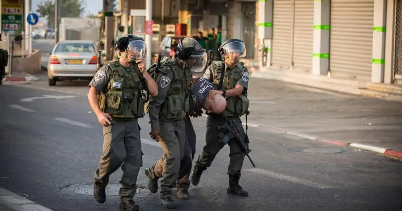 اعتقالات ومداهمات في الضفة المحتلة والقدس