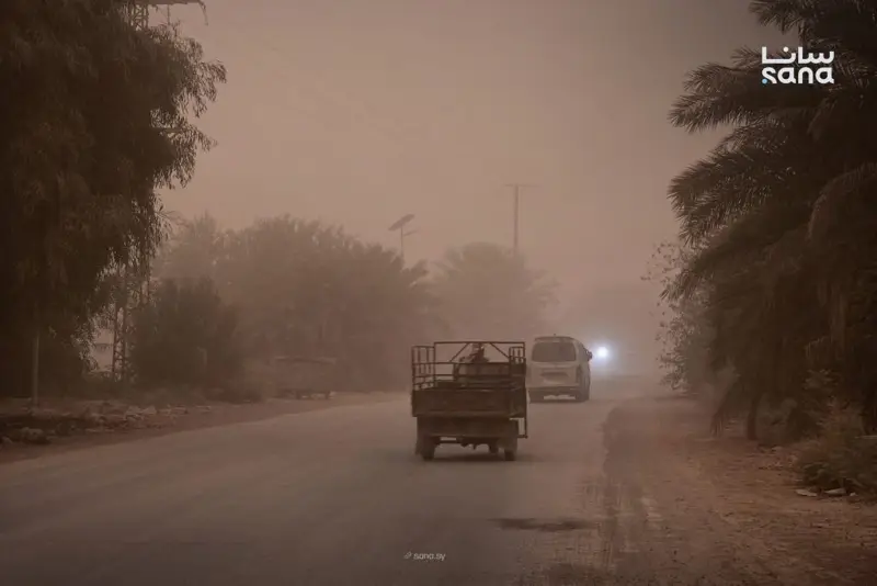 المشفى الوطني ‏في دير الزور يستقبل ‏63 حالة اختناق جراء العاصفة الغبارية