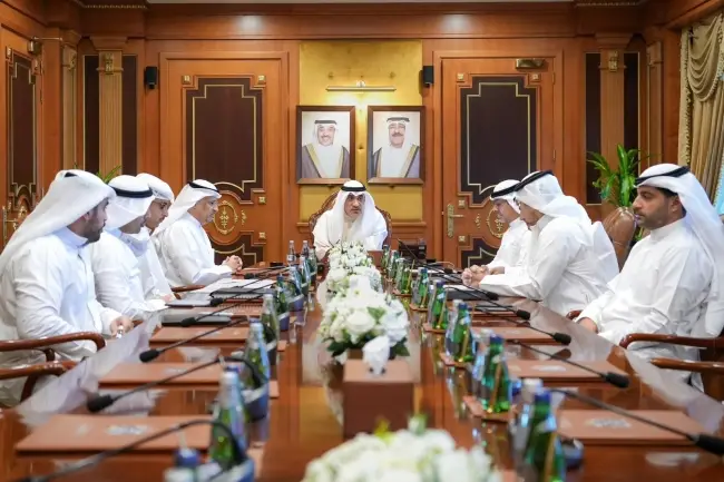 اليوسف يترأس اجتماعاً تنسيقياً مع قيادات شركات الاتصالات