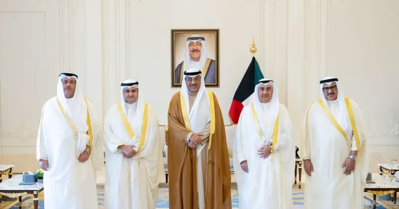 سمو ولي العهد يستقبل رئيس المجلس الأعلى للقضاء ونائب رئيس محكمة التمييز ورئيس محكمة الاستئناف