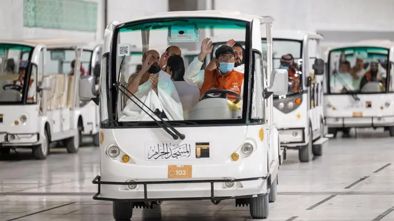 منصة التنقل الموحدة تتيح حجز عربات الطواف والسعي إلكترونيًا لقاصدي المسجد الحرام