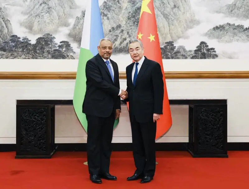 Djibouti-Chine : le chef de la diplomatie djiboutienne en visite officielle à Pékin