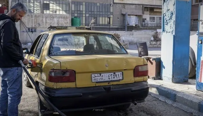 بعد تضرر مركبات المواطنين.. تغيير رئيس الشركة السورية للبترول إثر أزمة البنزين المخالف للمواصفات