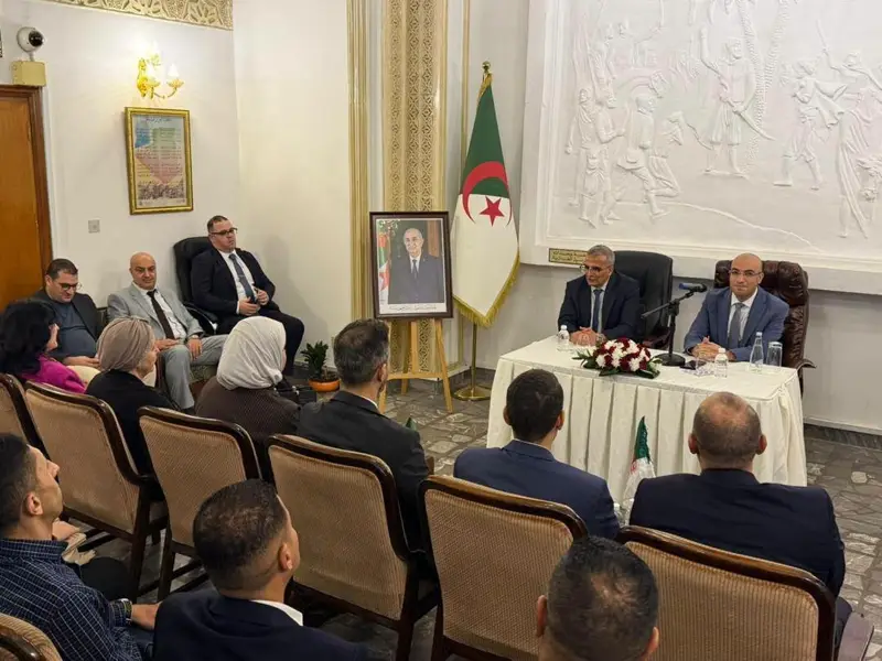 شايب من بغداد.. حماية الجزائريين بالخارج وتحديث الخدمات القنصلية أولوية