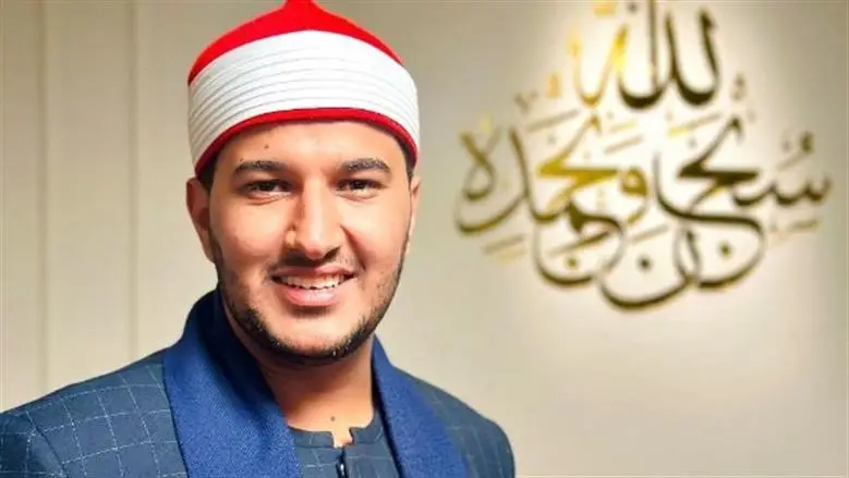 وزير الأوقاف يهنئ بلال سيف لحصده المركز الرابع وجائزة الجمهور بمسابقة موسكو الدولية
