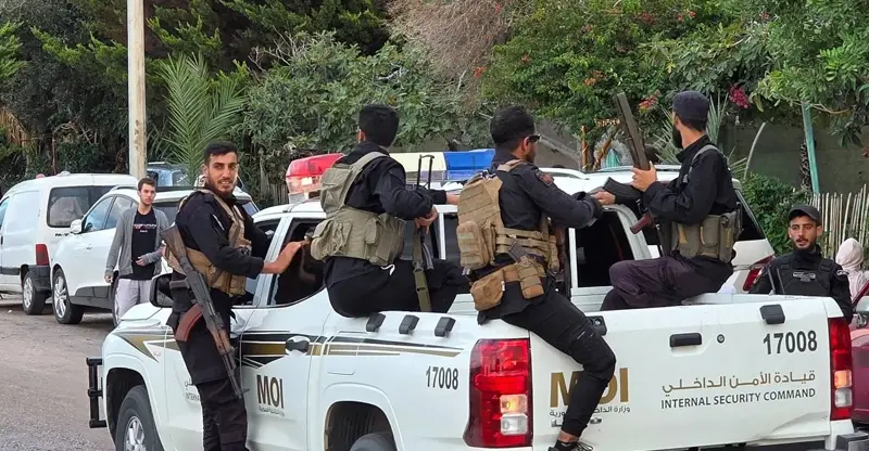شفق نيوز..قتيلان و5 جرحى من الأمن الداخلي باشتباك مع خلية لداعش في ريف دمشق